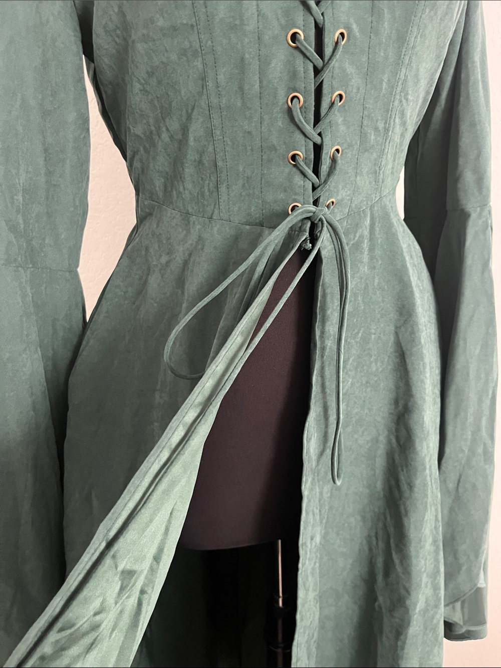 Scarlet Darkness Hooded Lace-Up Long Sleeve Maxi Dress - Picture 4 of 13